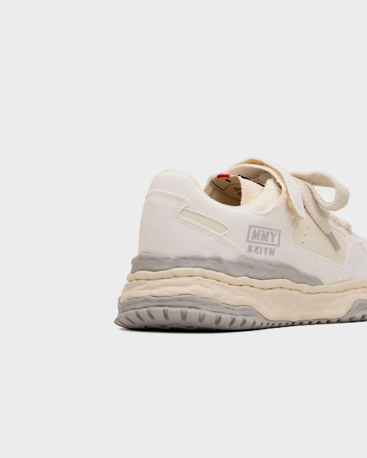 Maison Mihara Yasuhiro Keith Canvas White