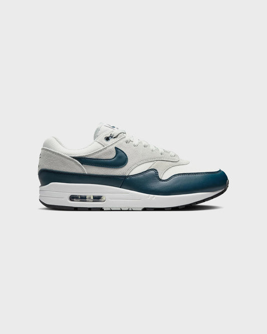 Nike Air Max 1 Ess