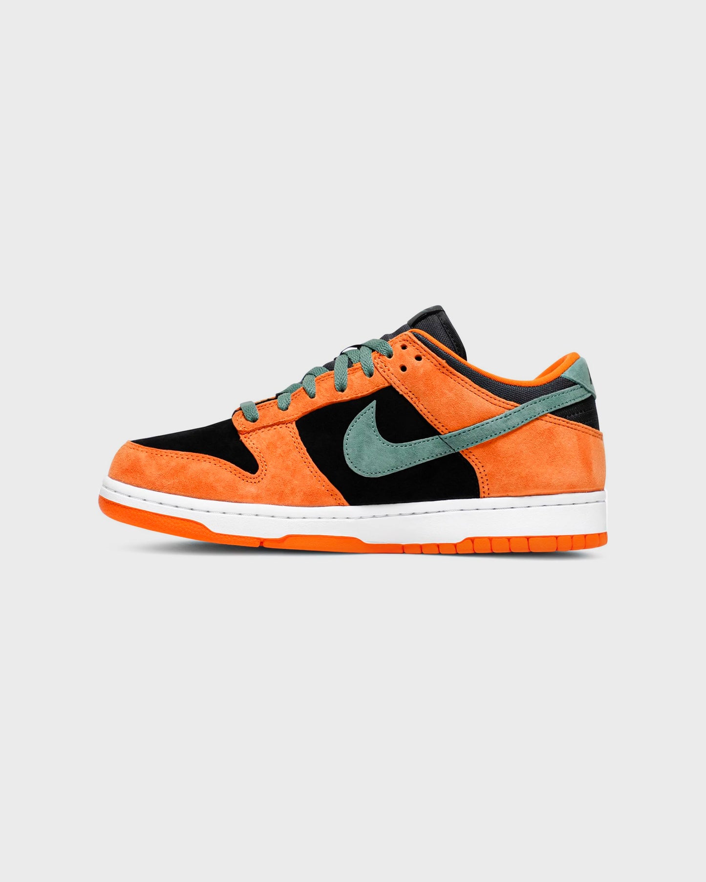 Nike Dunk Low SP Retro Ceramic