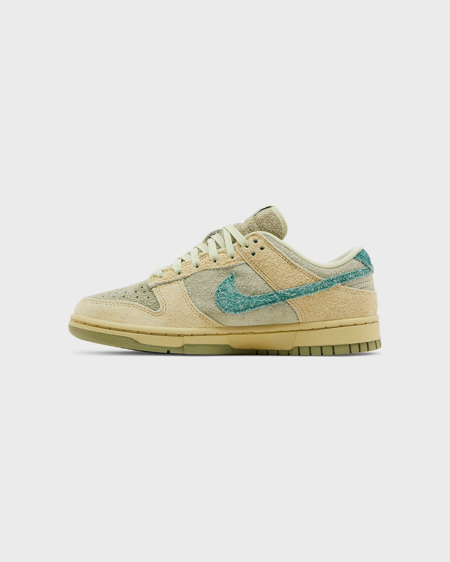 Nike Dunk Low Olive Aura